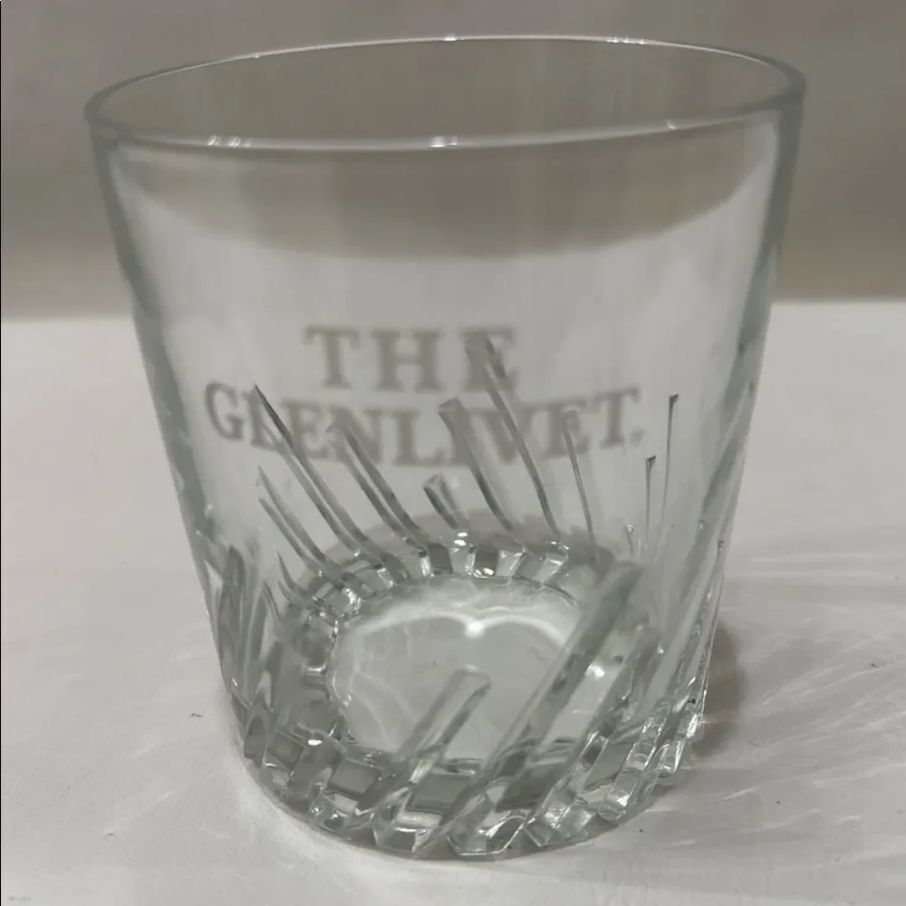 Glenlivet Scotch Whisky White Logo Crystal Cut Rocks Bar CocktailAccessory Glass